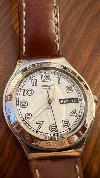 Reloj Swatch Irony marrón SOLO ENVÍOS