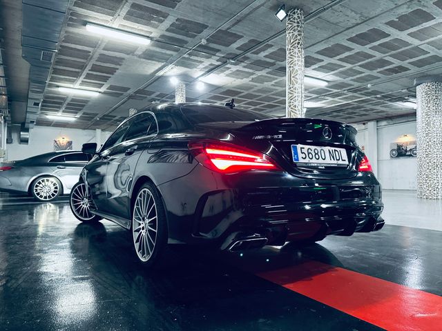 Mercedes-Benz Clase CLA 45 AMG 381CV 