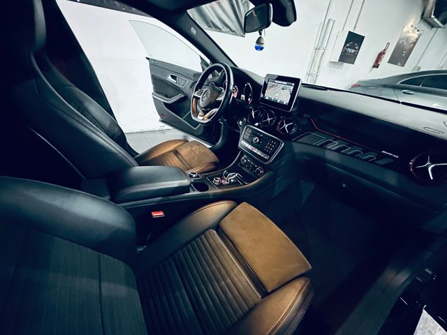 Mercedes-Benz Clase CLA 45 AMG 381CV 