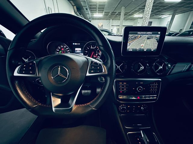 Mercedes-Benz Clase CLA 45 AMG 381CV 