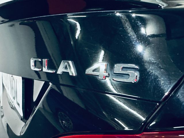 Mercedes-Benz Clase CLA 45 AMG 381CV 