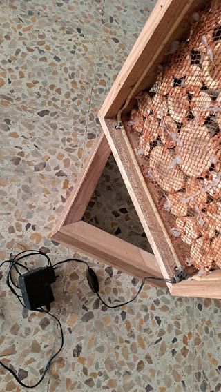 Lámpara de pie de madera