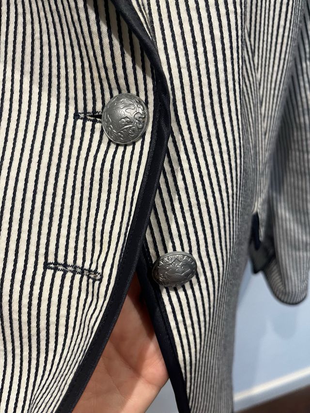 Americana Creasur rayas marino-blanco