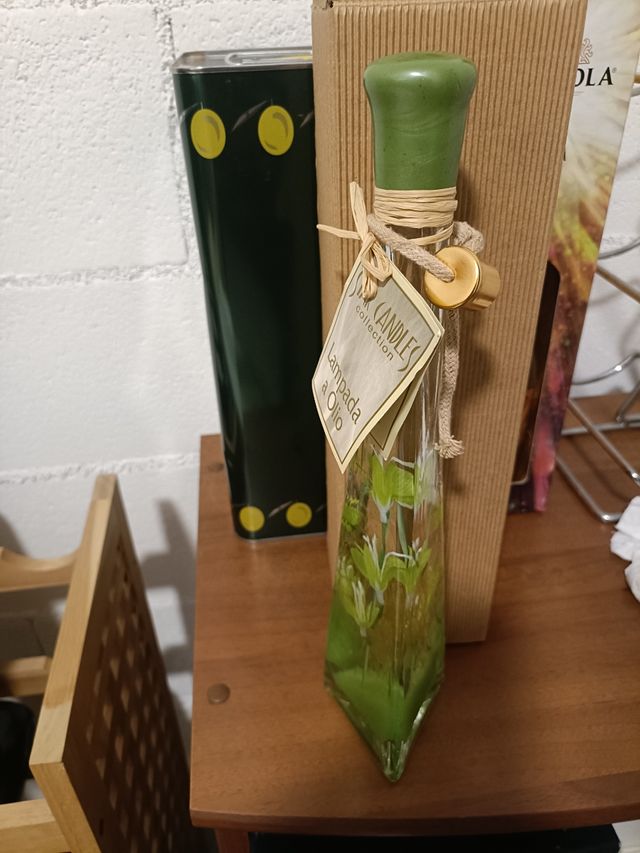 Lampada ad olio in vetro verde