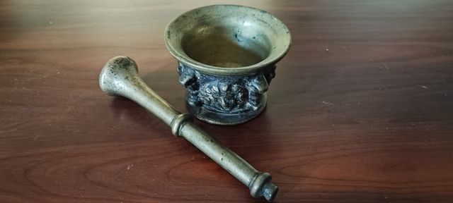 Almirez bronce antiguo