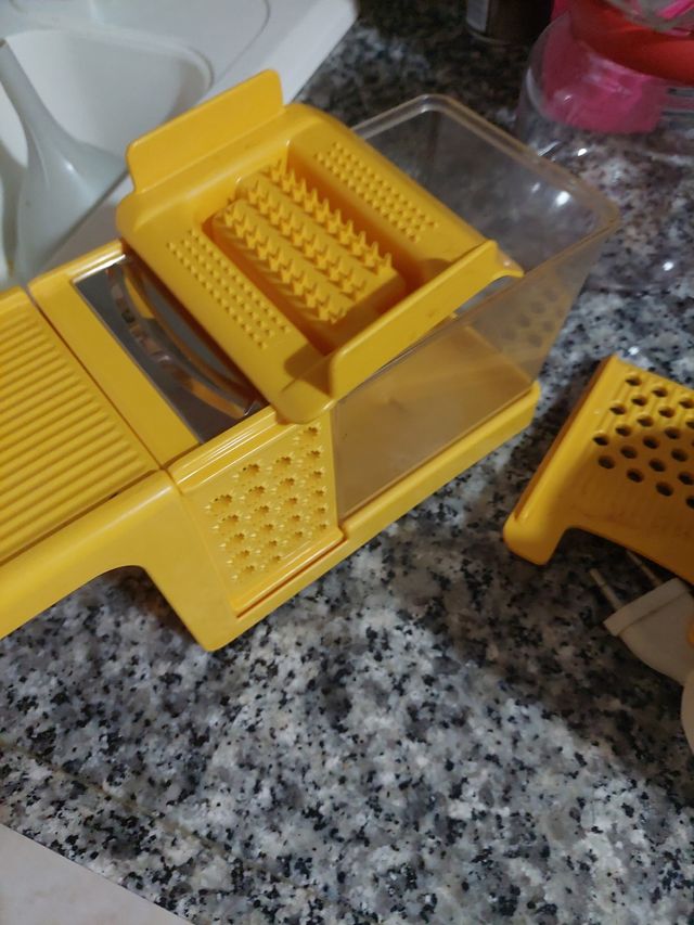 Rallador de cocina multiusos