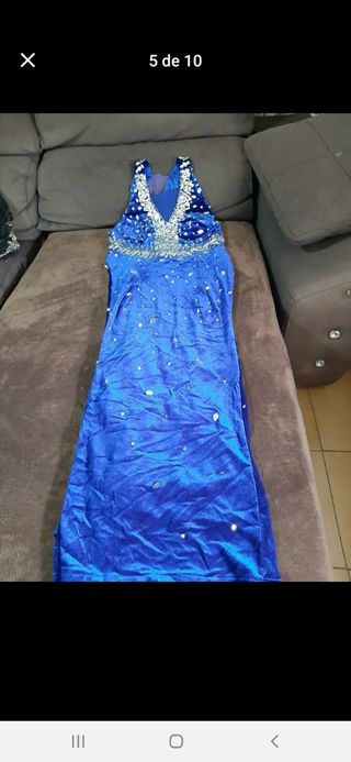 Abito elegante nero e oro