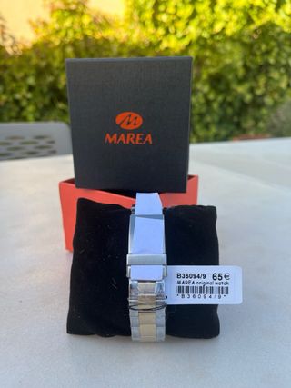 Reloj Marea dorado y plateado