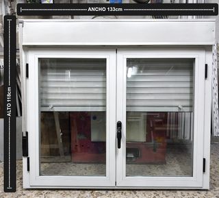 3 Ventanas abatibles de aluminio de 133 x 118