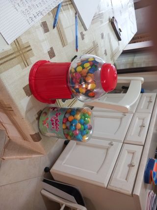 Distributore Gumball + caramelle