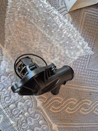 Termostato Audi A4 B8 9190181201 nuevo a estrenar 