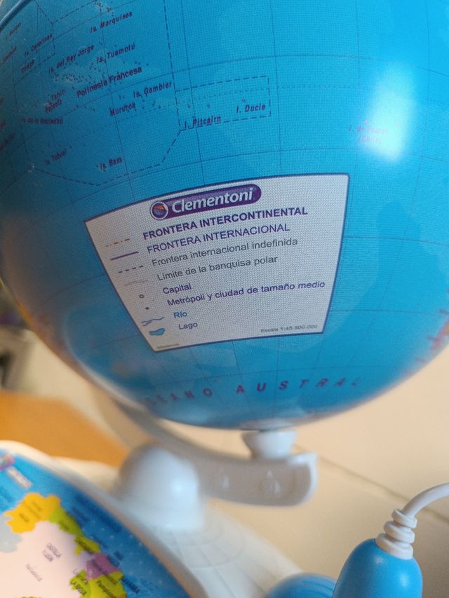 GLOBO TERRÁQUEO INTERACTIVO TROTAMUNDO-CLEMENTONI