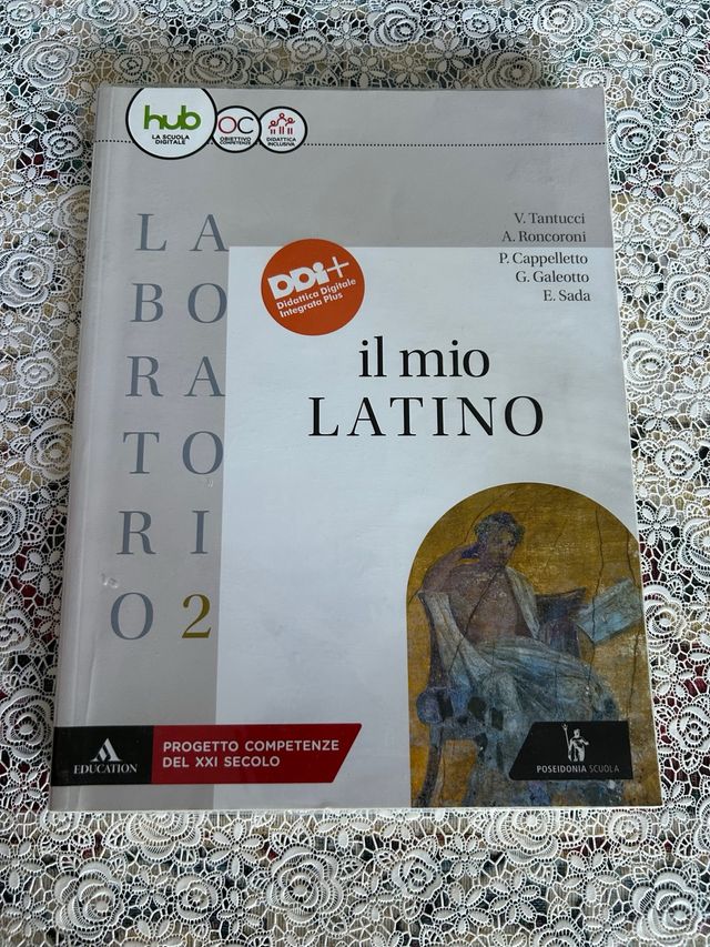 libro scolastico, il mio latino due ￼