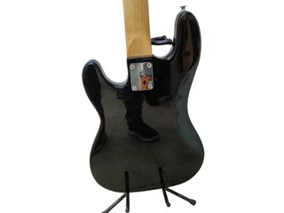 BAJO DAYTONA ESTILO STRATOCASTER NEGRO-BLANCO