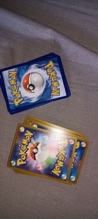 75 Cartas Pokémon japonesas y francesas
