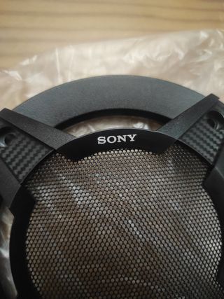 Sony Tapa Altavoces