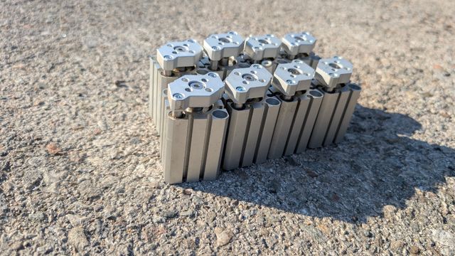 8 Cilindros neumáticos guiados SMC