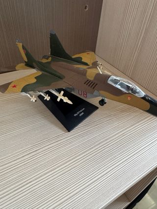 Maqueta avión Mig-29 Fulcrum USSR