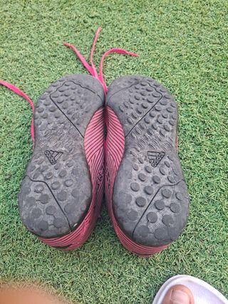 Botas fútbol Adidas rosa