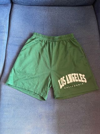 2 Pantalons i dessuadora curta / 3 piezas ropa