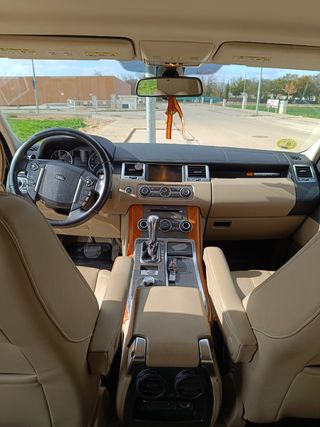 Land Rover Range Rover Sport 2010
