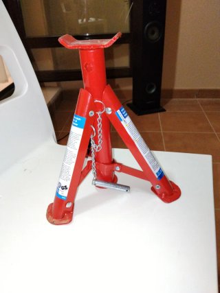 Caballete reparación bici,más hierro parking y ➕