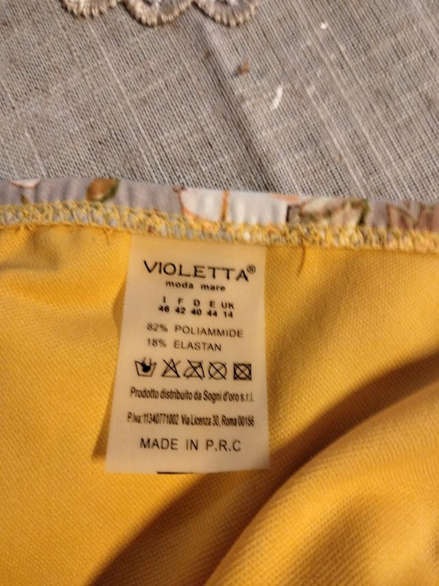 Costume bagno donna giallo e fiori