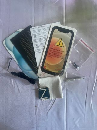 Funda iPhone 15 Beeasy - Amarilla Impermeable