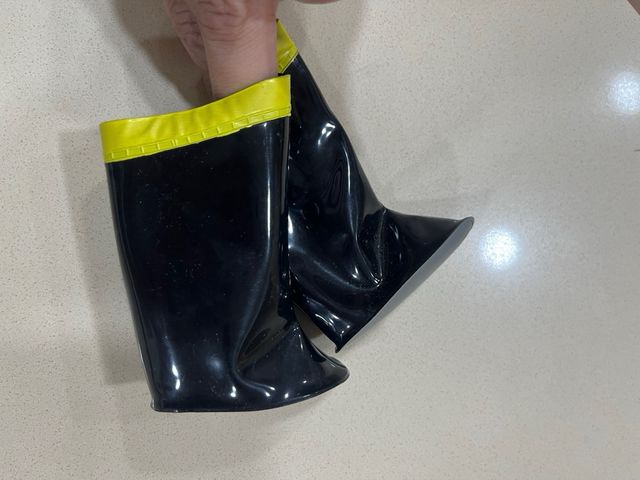 lote Botas Nancy Alas carreras y mini short