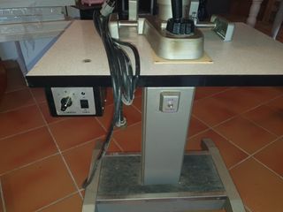 Topcon - Refractómetro automático con mesa elevado