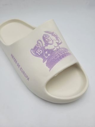 Chanclas Real Madrid goma eva. Máximo confort