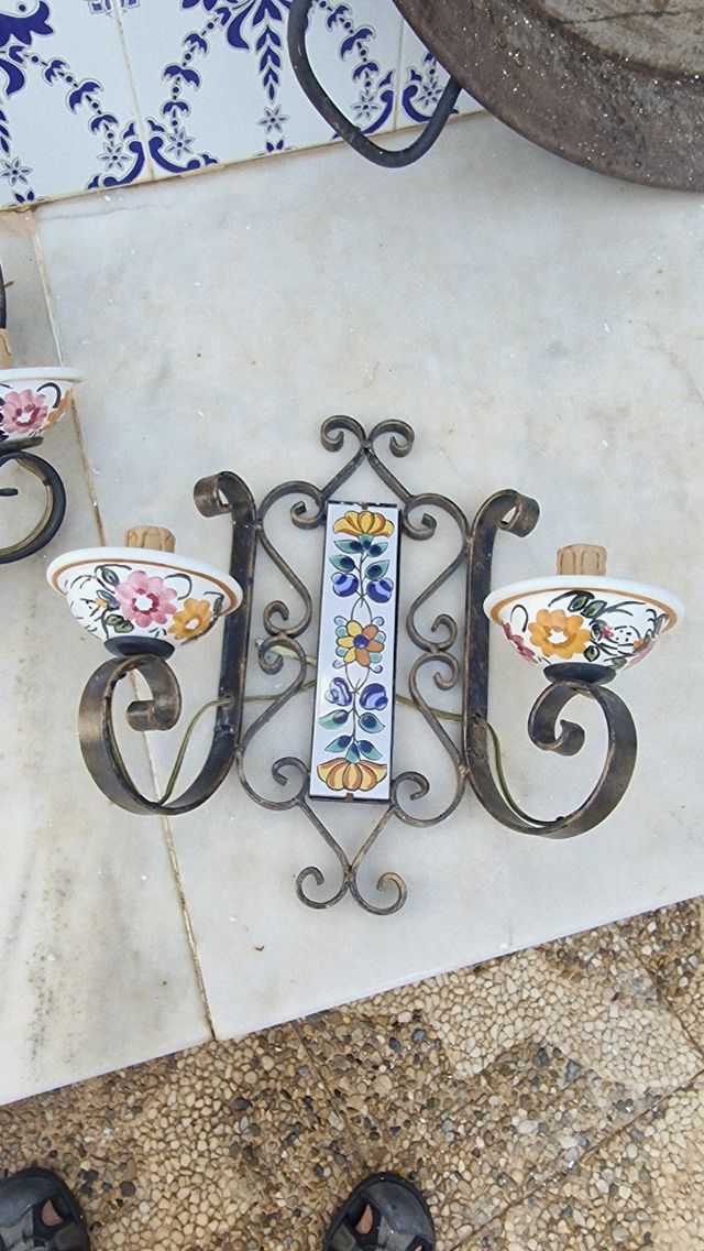 Aplique forja cerámica vintage