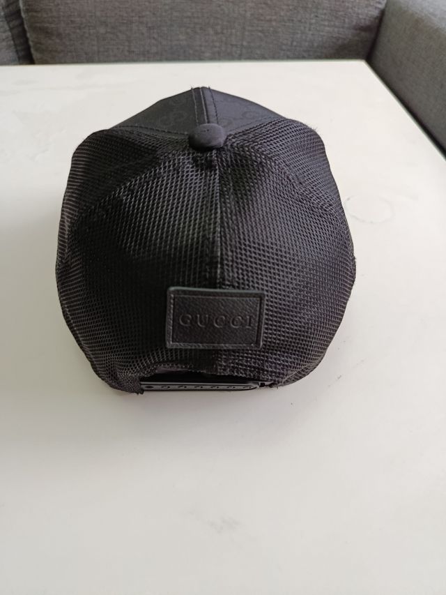 Gorra Gucci negra