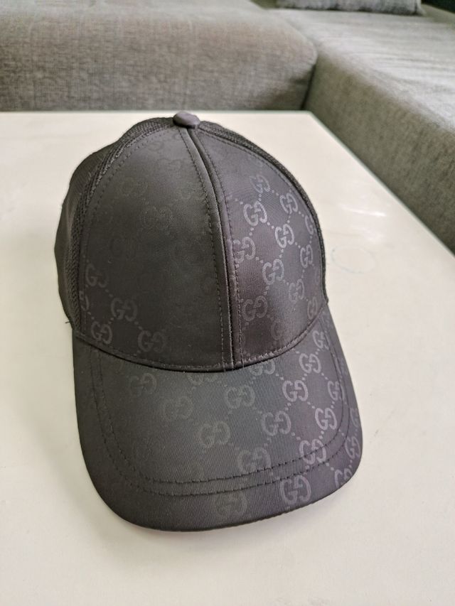 Gorra Gucci negra