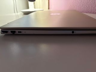 Portátil HP Pavilion - Dorado