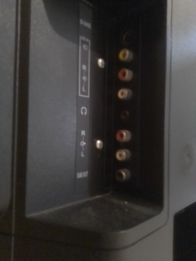 TV Hitachi 32" HD Ready