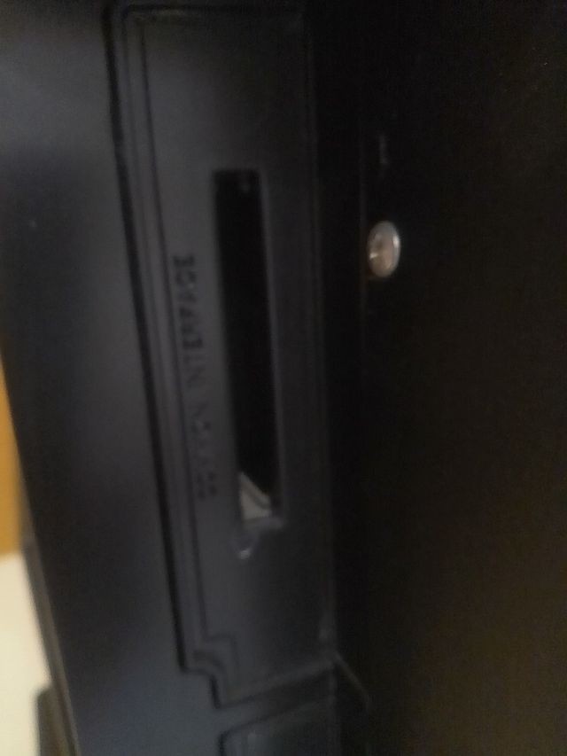 TV Hitachi 32" HD Ready