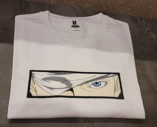 Maglietta bianca ricamo  di Gojo Jujutsu kaisen