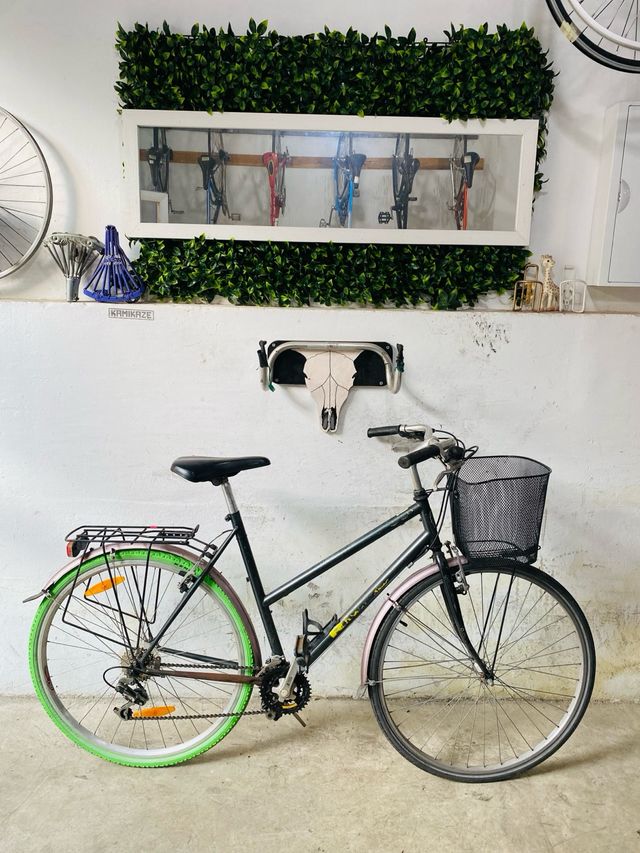 Bicicleta ciudad Revel