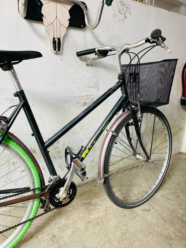 Bicicleta ciudad Revel