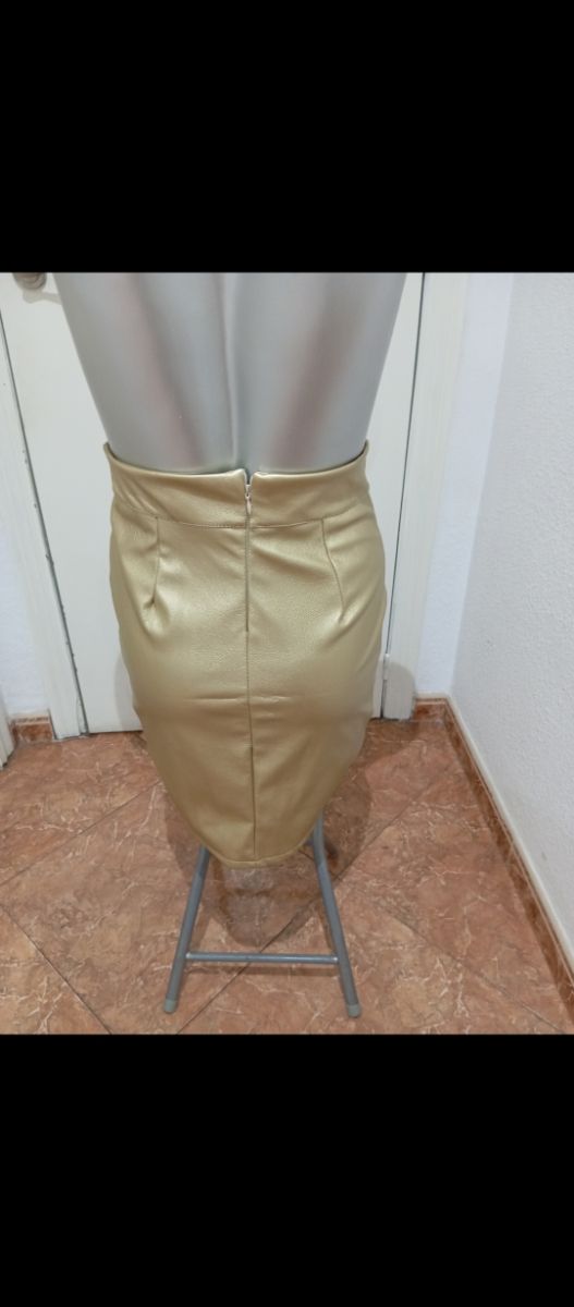 Falda dorada - 