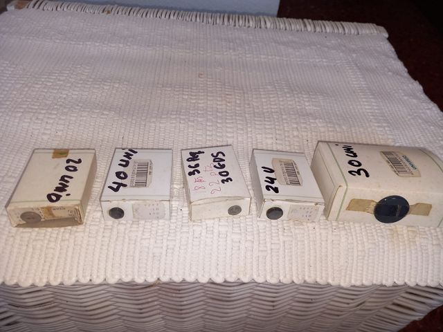 Botones vintage (5) - cierre tienda