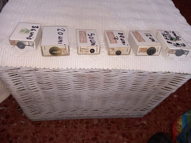 Botones vintage (5) - cierre tienda