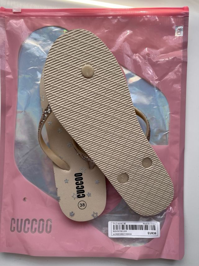 Chanclas CUCCOO doradas talla 38