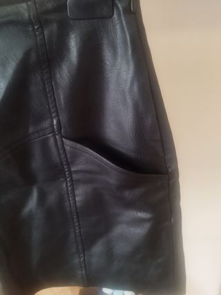 Minifalda negra Stradivarius - Talla S