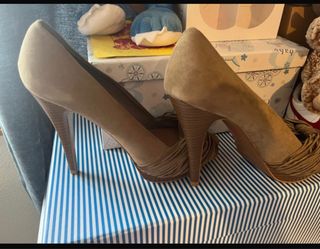 Tacones beige - talla 40