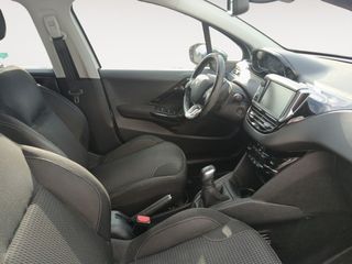 Peugeot 208 Allure