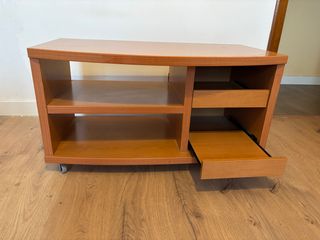 Mueble TV madera marrón