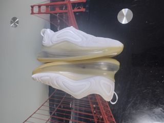 Zapatillas Nike Air Max 720 blancas