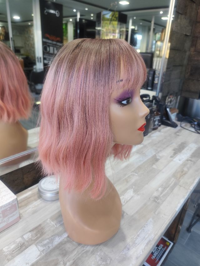 Peluca rosa - Bob con flequillo